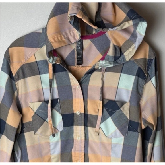 Mountain Hardwear Women's Shirt Size Medium Top Hooded Long Sleeves Plaid Casual - Picture 3 of 6